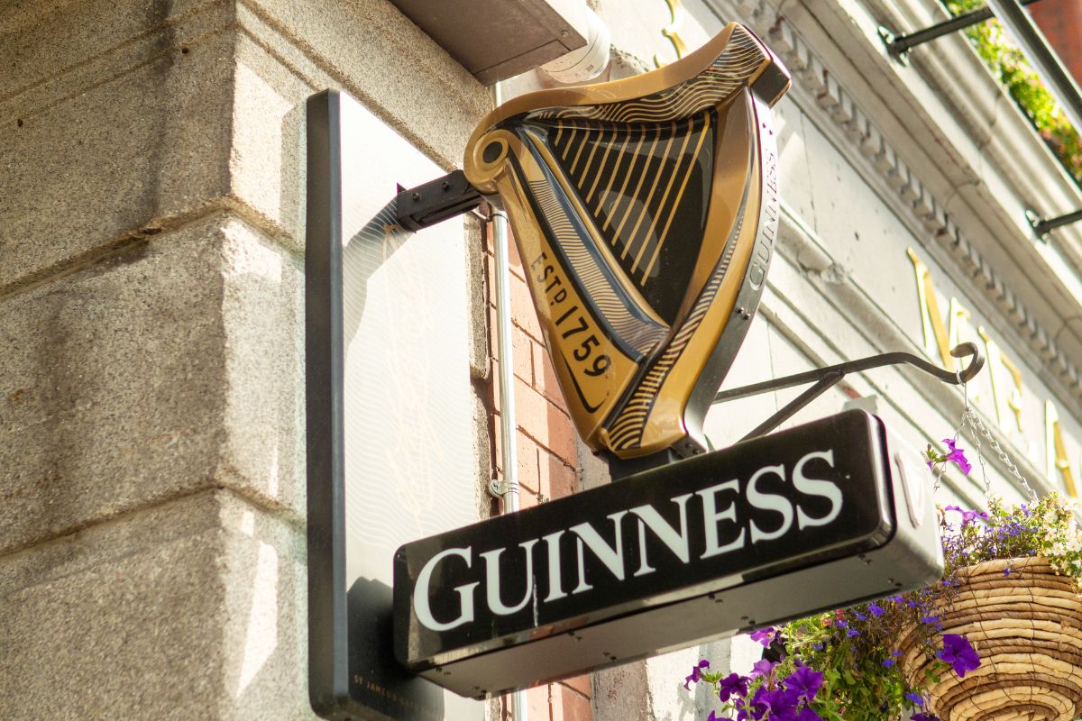 House of Guinness: storie nascoste, cuori al buio e il sapore profondo della&nbsp;resa
